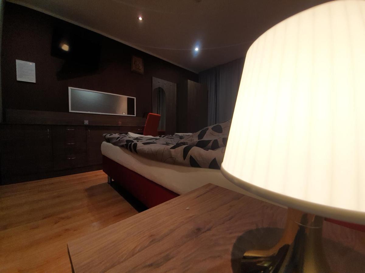 Lux Resort Krasnik Bagian luar foto