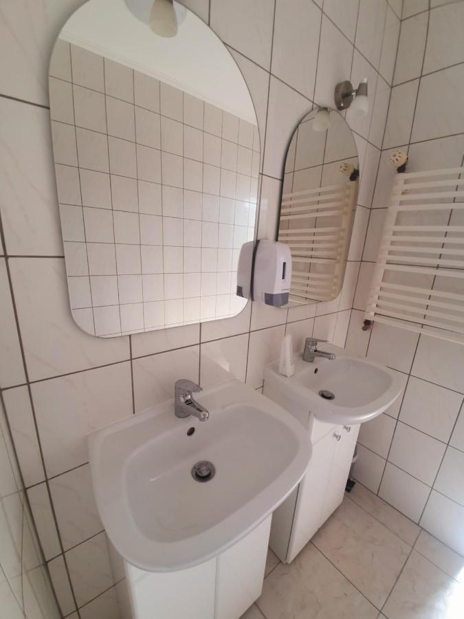 Lux Resort Krasnik Bagian luar foto