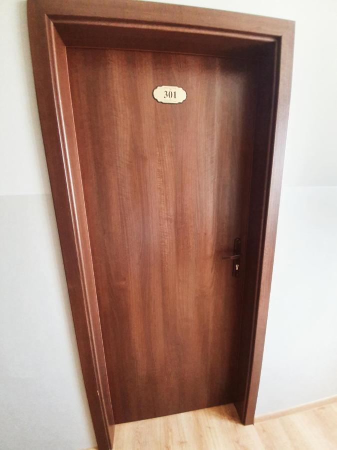 Lux Resort Krasnik Bagian luar foto