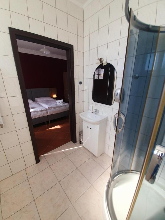 Lux Resort Krasnik Bagian luar foto